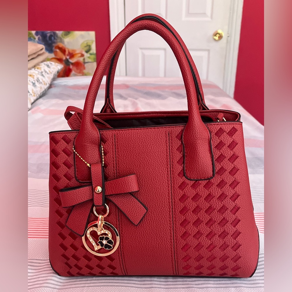 Handbag by @keboutique